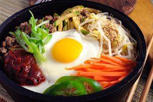 Bulgogi bibimbap with an egg on top